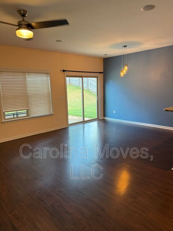 Building Photo - 123 Dunnsmore Dr