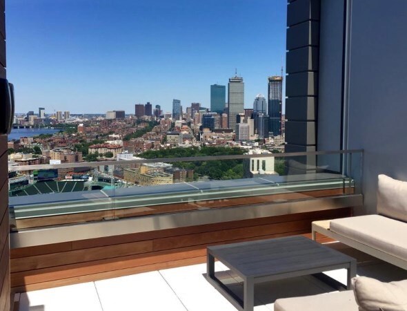 Building Photo - 198 Brookline Ave