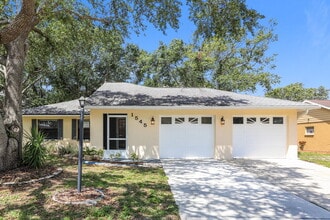 Building Photo - 1545 Deer Hollow Blvd
