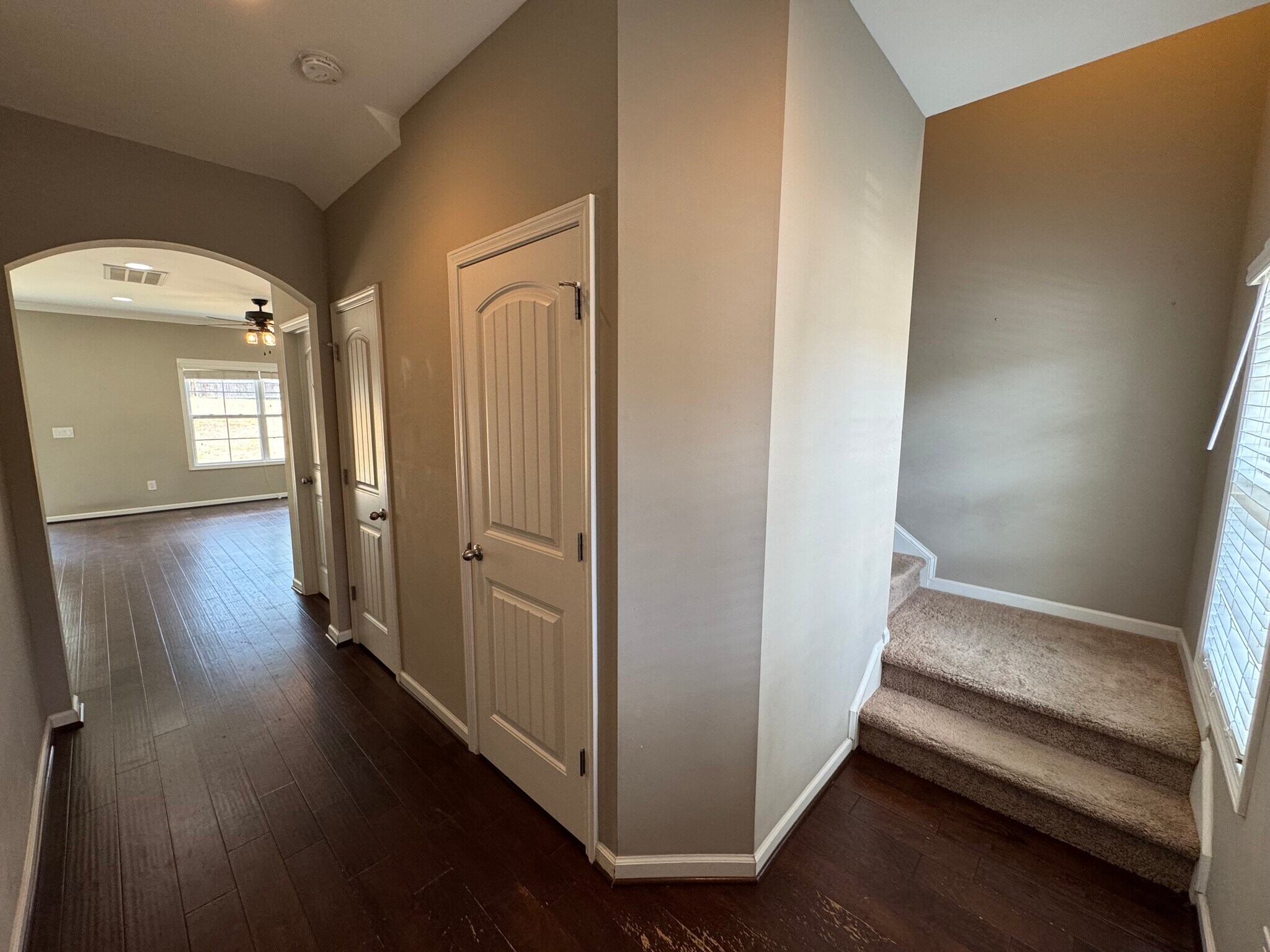 Building Photo - 440 Colony Lakes Dr