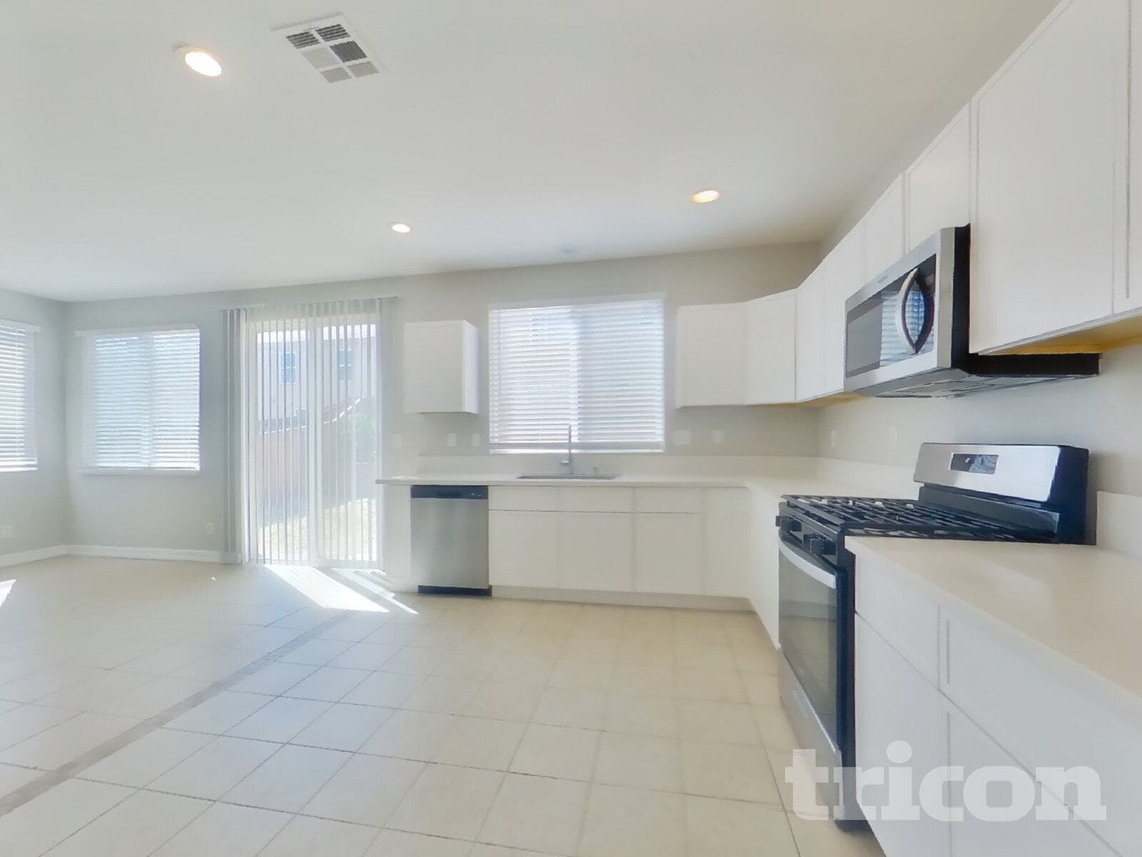 Building Photo - 13741 Starshine Dr