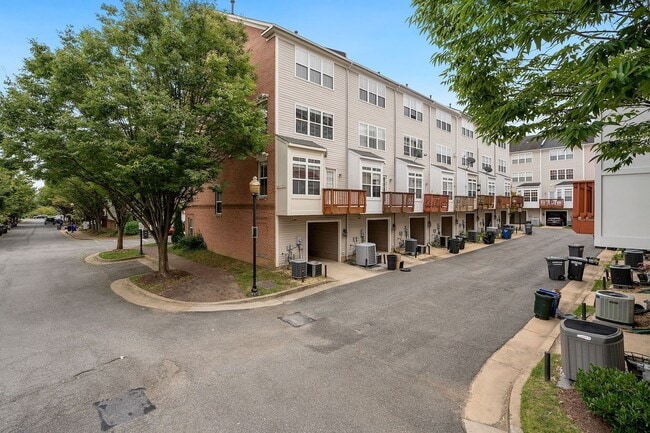 Building Photo - COMING SOON - Great 4 level end unit TH in...