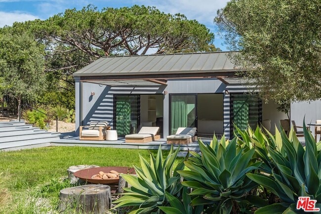 Building Photo - 28036 Sea Ln Dr