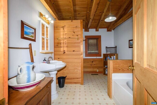 Building Photo - 11441 Old Lawyers Rd