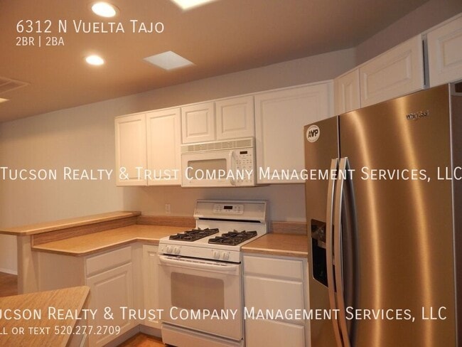 Building Photo - 6312 N Vuelta Tajo