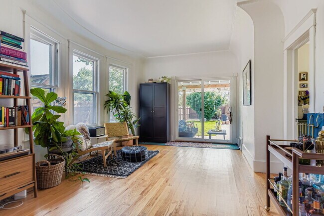 Building Photo - Charming 4-Bedroom Denver Home in West Hig...
