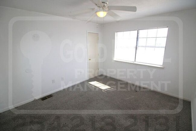 Building Photo - 1011 Lansberry Ct