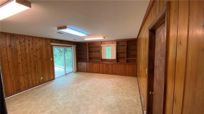 Building Photo - 3583 Santa Fe Trail