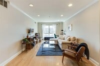 Building Photo - 711 Clinton St