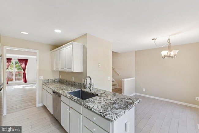 Building Photo - 1185 Cypress Tree Pl