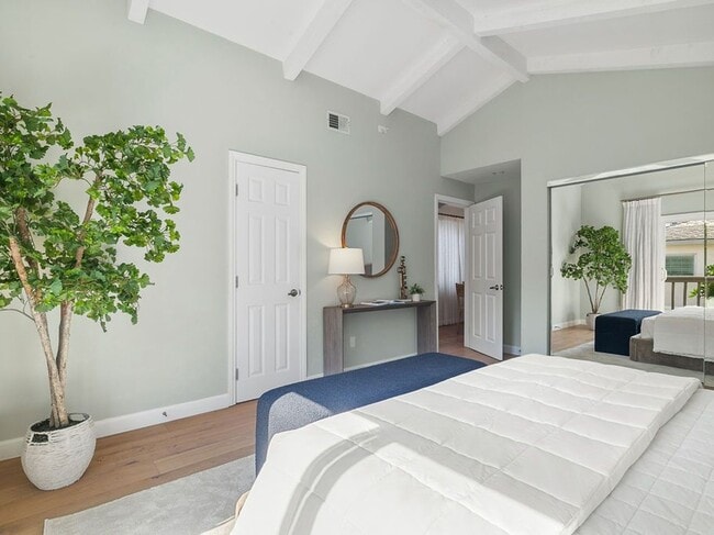 Building Photo - 1141 Stanford Ave