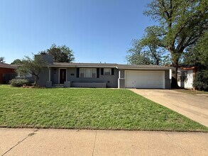Building Photo - 3605 42nd St