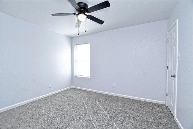 Building Photo - 401 Bandara Woods Blvd