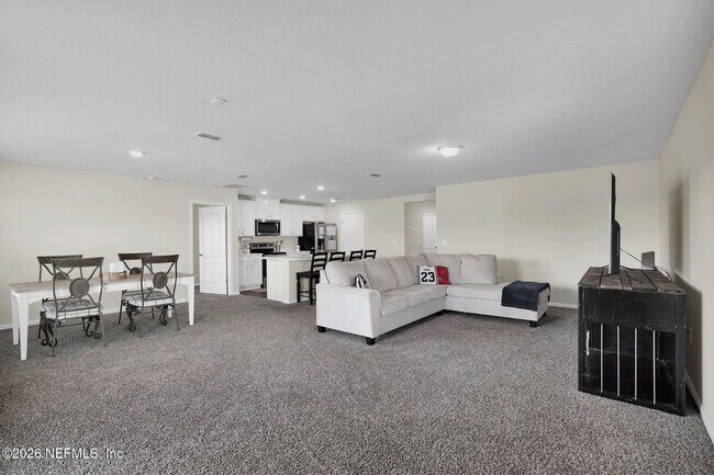 Building Photo - 65343 River Glen Pkwy