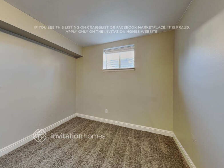 Building Photo - 17293 E Kenyon Dr