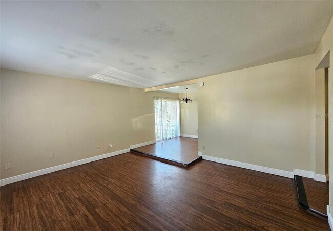 Building Photo - 7602 W Powhatan Ave