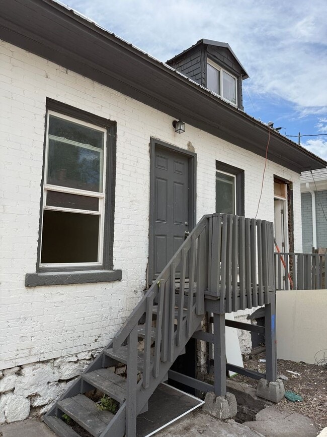 Building Photo - 660 23rd St
