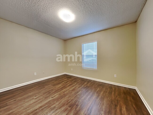 Building Photo - 274 Capiso Ct