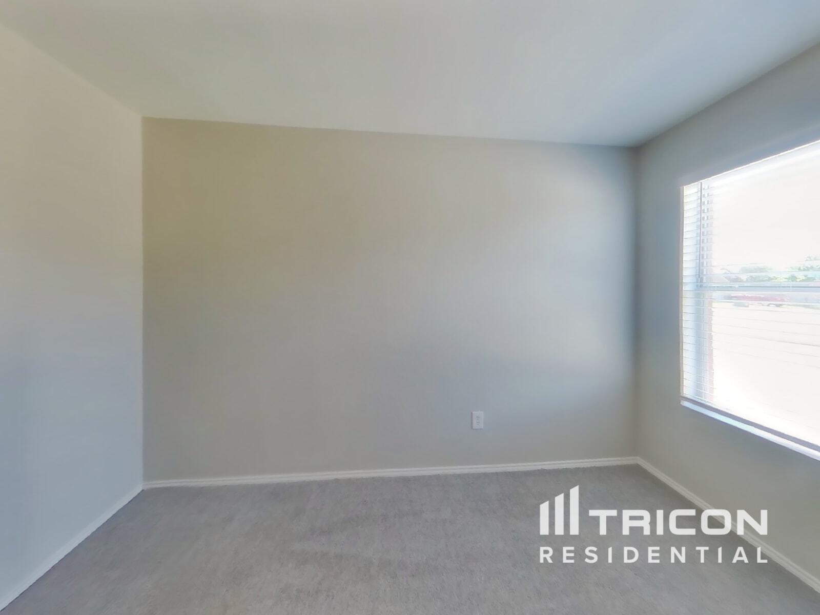 Building Photo - 1301 Water Lily Dr
