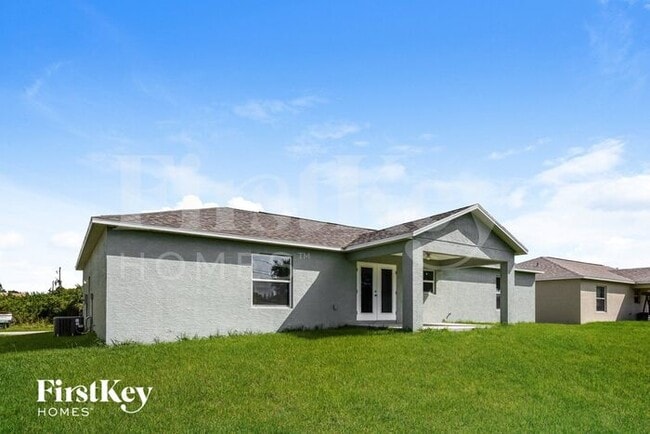 Building Photo - 10363 Grail Ave