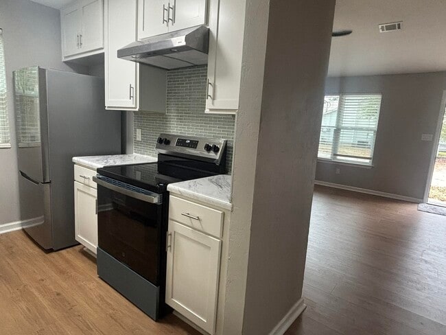 Building Photo - 3146 Oak Hammock Ct