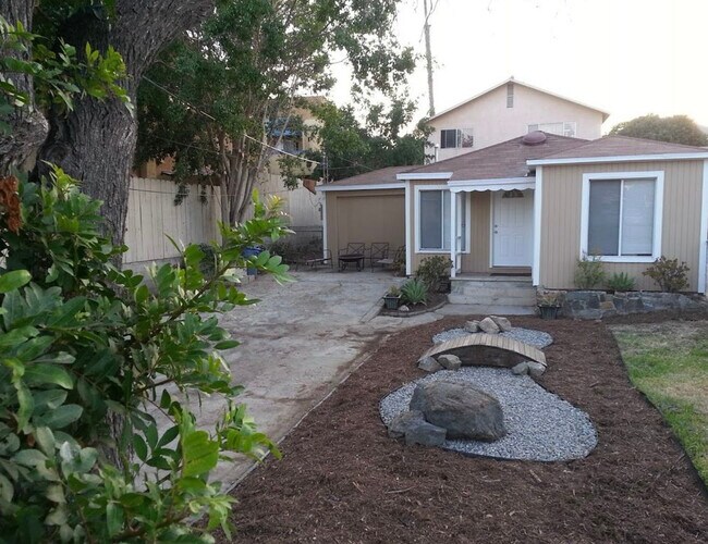 Building Photo - 3742 Harris St