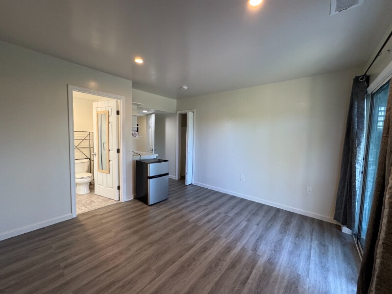 Building Photo - 127 Marbly Ave