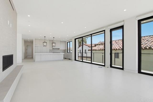 Building Photo - 206 4th St