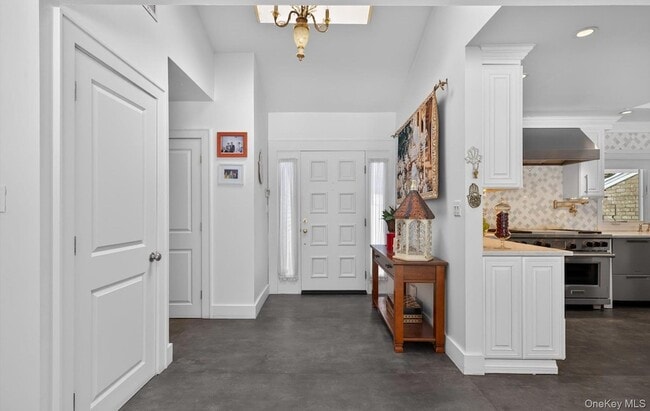 Building Photo - 11 Juneau Blvd