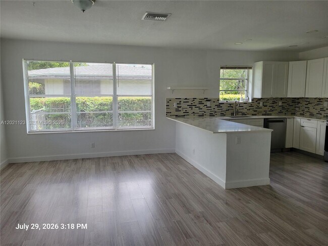 Building Photo - 13220 SW 99th Pl