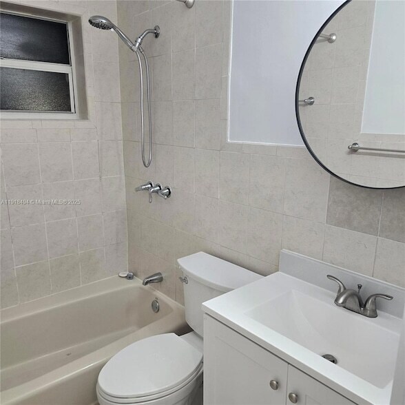 Building Photo - 122 Northwest Blvd