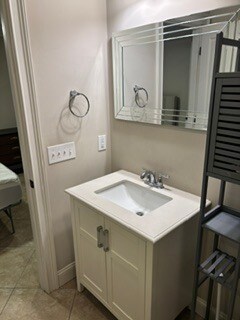 Bathroom sink - 815 Howard St