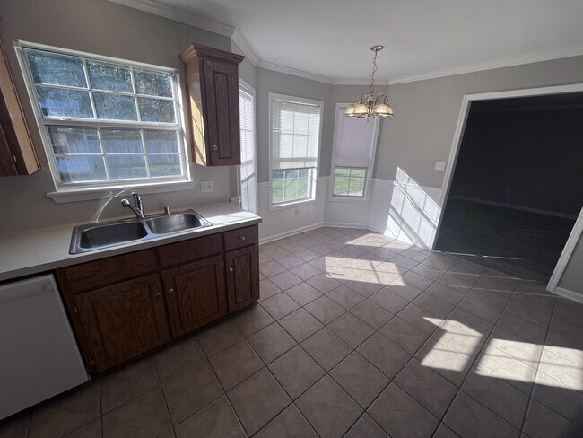 Building Photo - 54 W Plaza Blvd