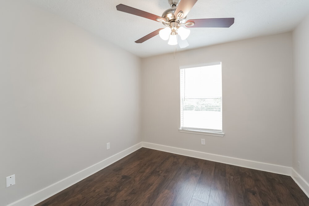 Building Photo - 15819 E Park Ct