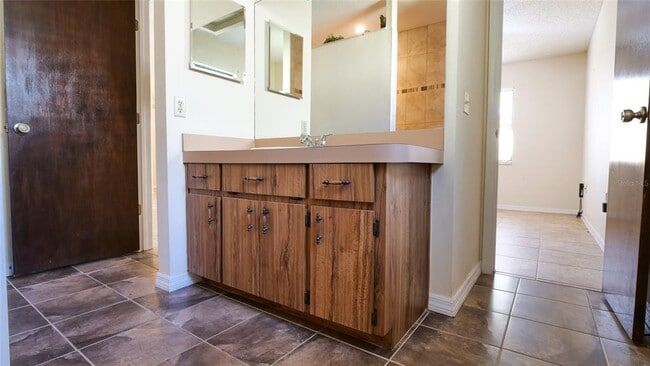 Building Photo - 10960 Echo Loop