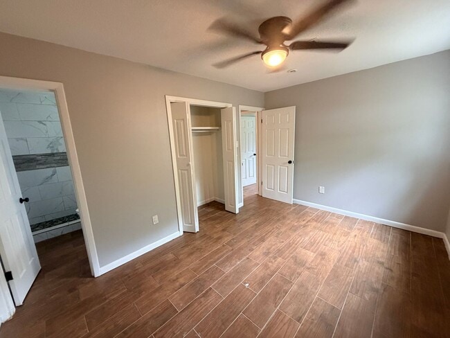 Building Photo - Gautier Property
