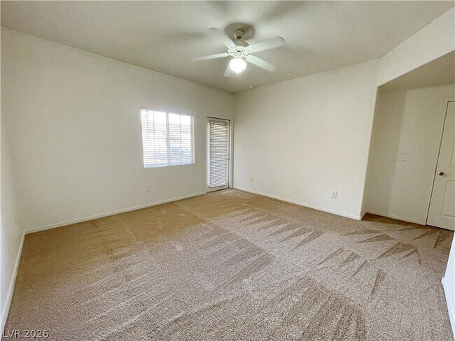 Building Photo - 6160 Rumrill St