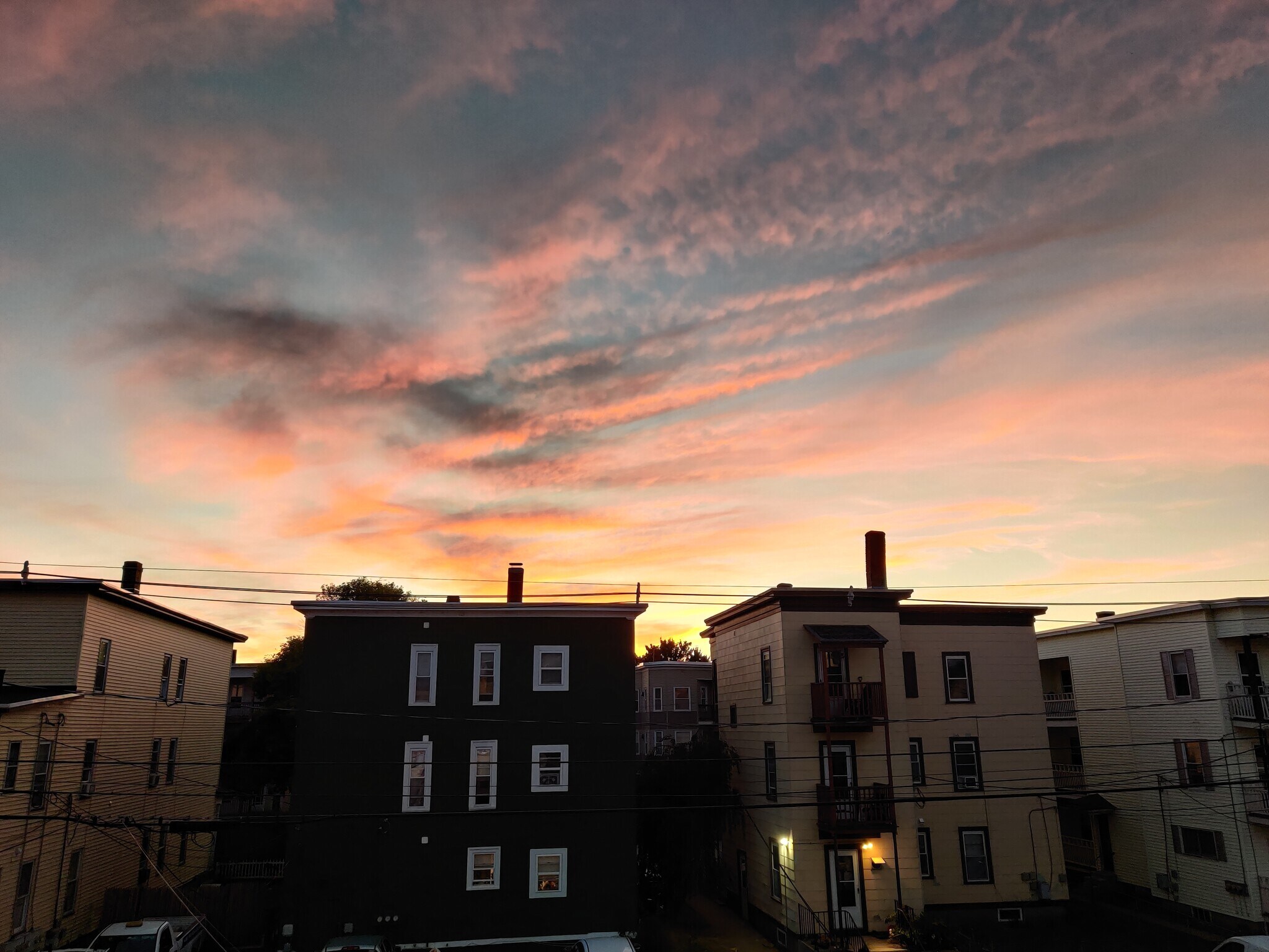 Sunset Views - 578 Dubuque St