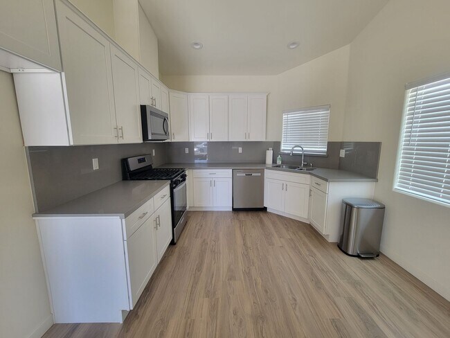 Building Photo - 8522 Frankie Lou St