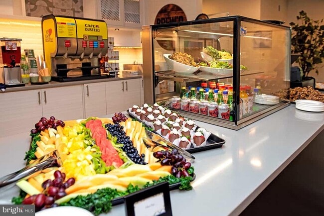 Building Photo - 2222 Colts Neck Rd