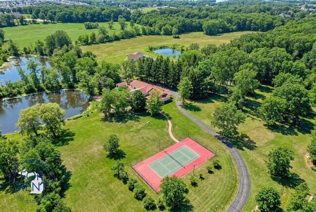 Building Photo - 7255 E Baldwin Rd