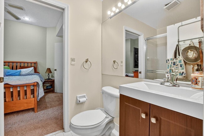 Building Photo - 20803 Cabrillo Way