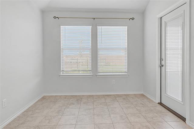 Building Photo - 724 Basteen Ln