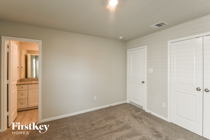 Building Photo - 6620 Hatchery Way