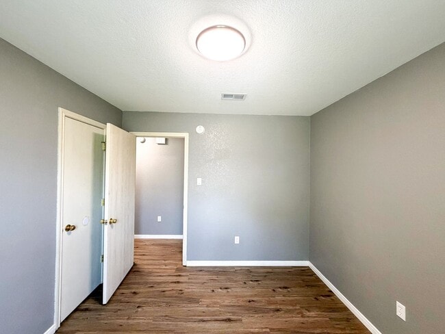 Building Photo - 2203 Indian Trail