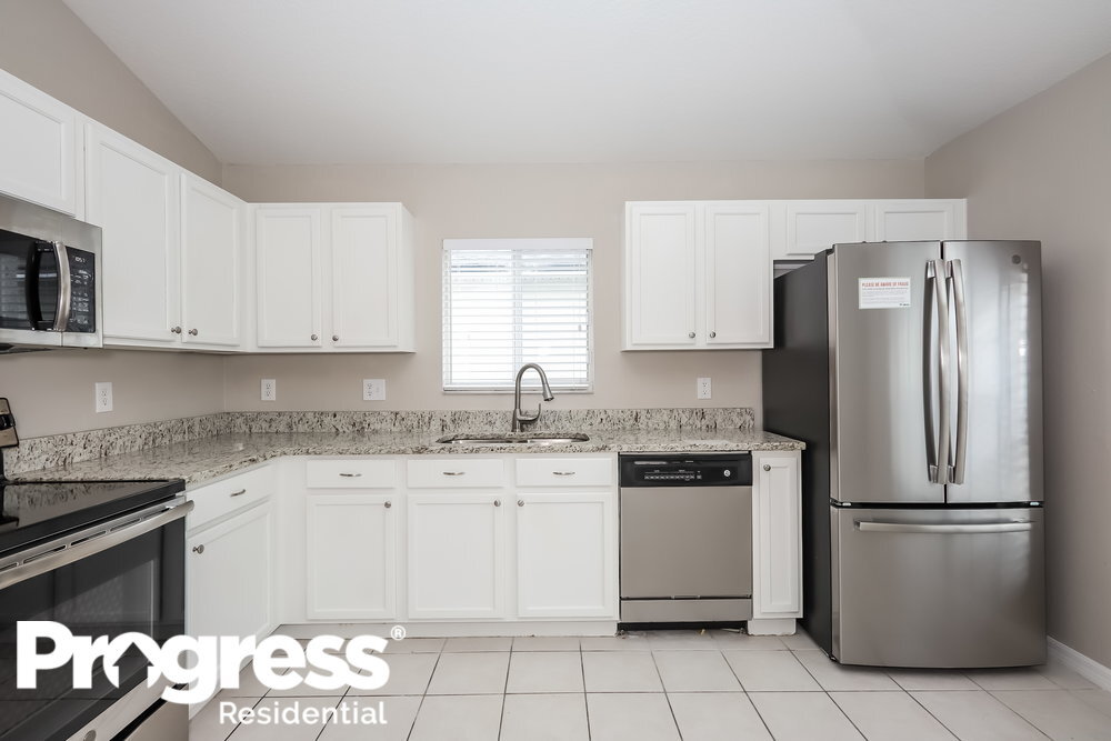 Building Photo - 7002 Crown Lake Dr