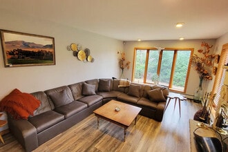 Building Photo - 66 Paquette Dr