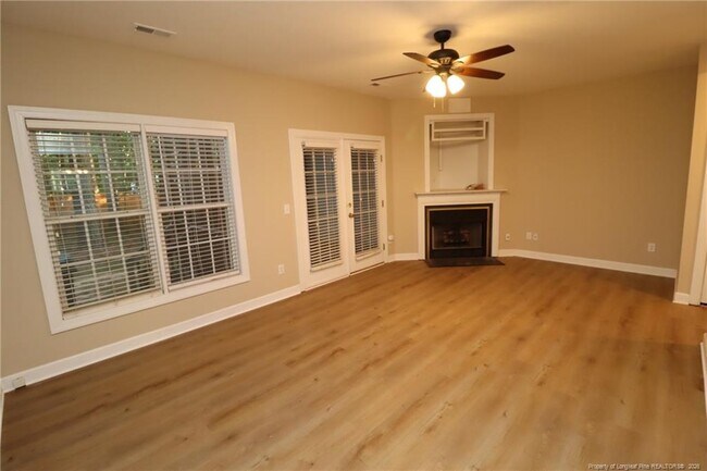 Building Photo - 2637 Broad Oaks Pl