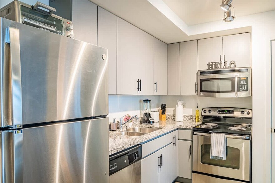 Building Photo - 888 N 4th St