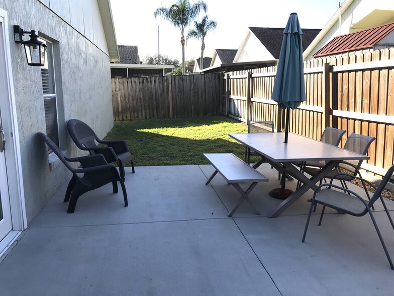 Building Photo - 499 Lancers Dr